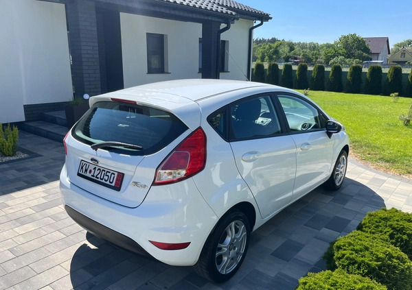 Ford Fiesta cena 22900 przebieg: 179580, rok produkcji 2013 z Zagórów małe 232